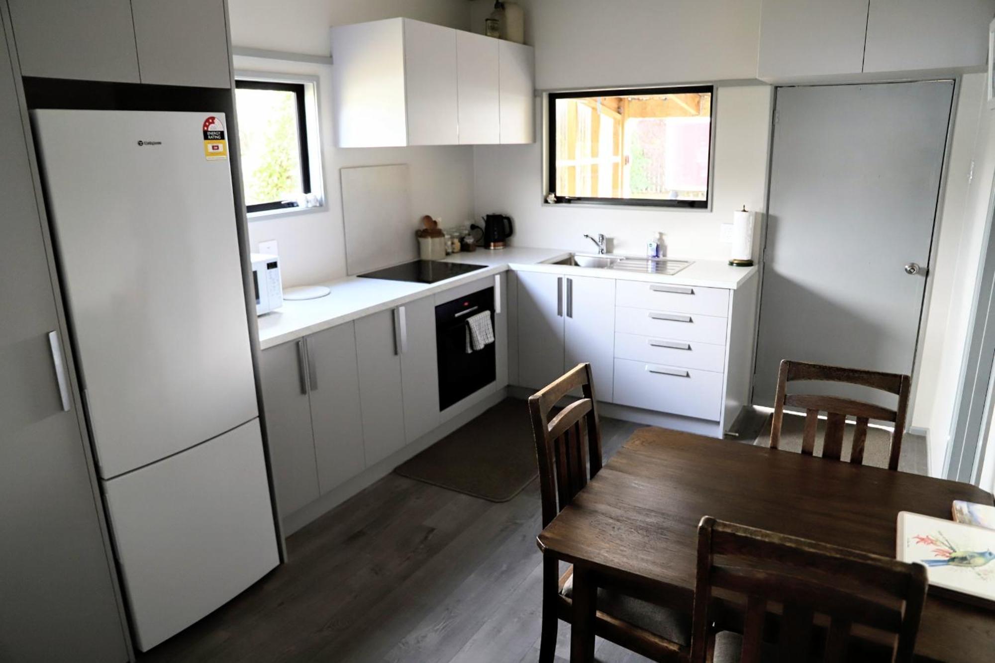 Catnap Cottage, Newly Renovated Manapouri Εξωτερικό φωτογραφία