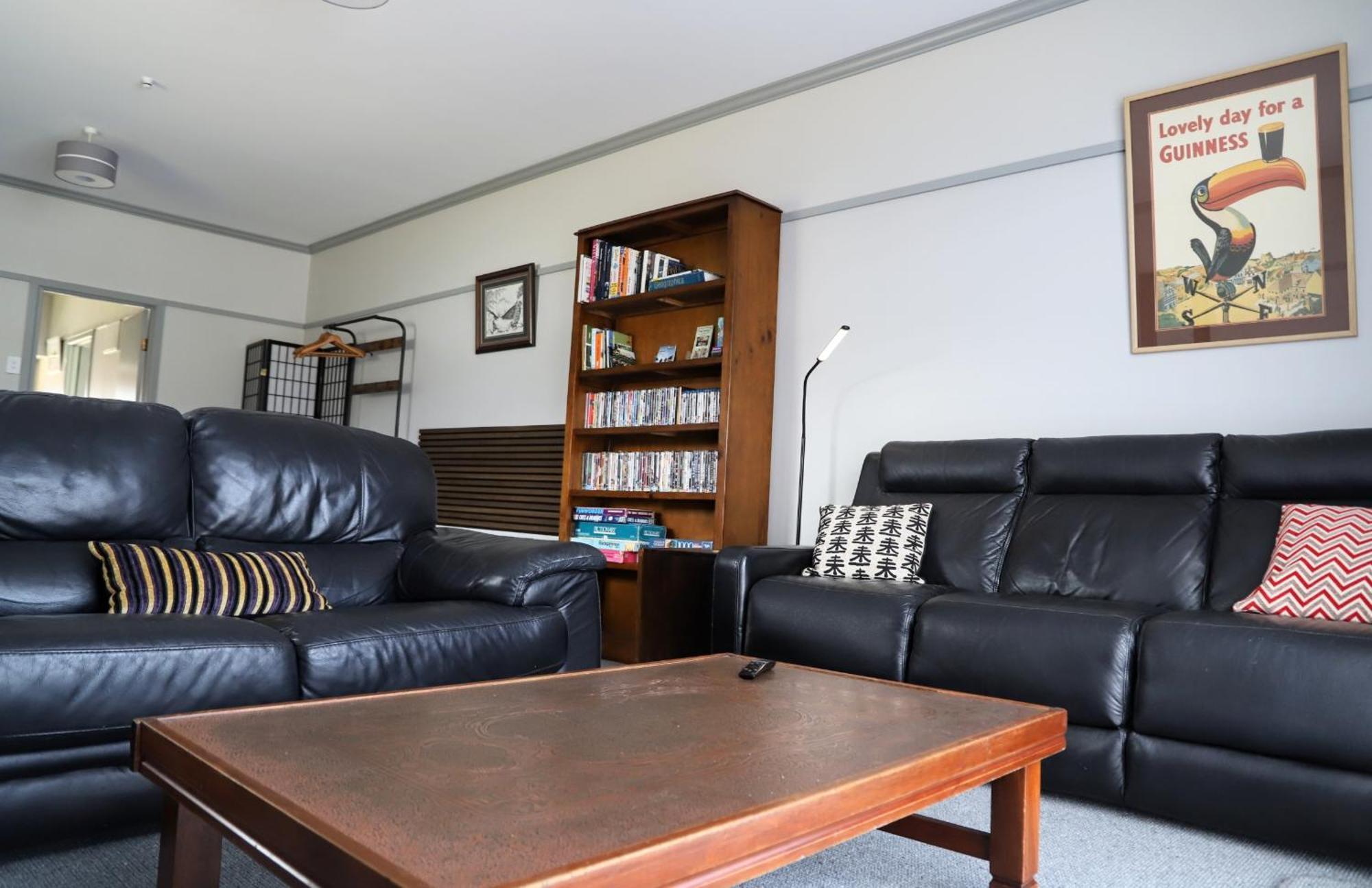 Catnap Cottage, Newly Renovated Manapouri Εξωτερικό φωτογραφία
